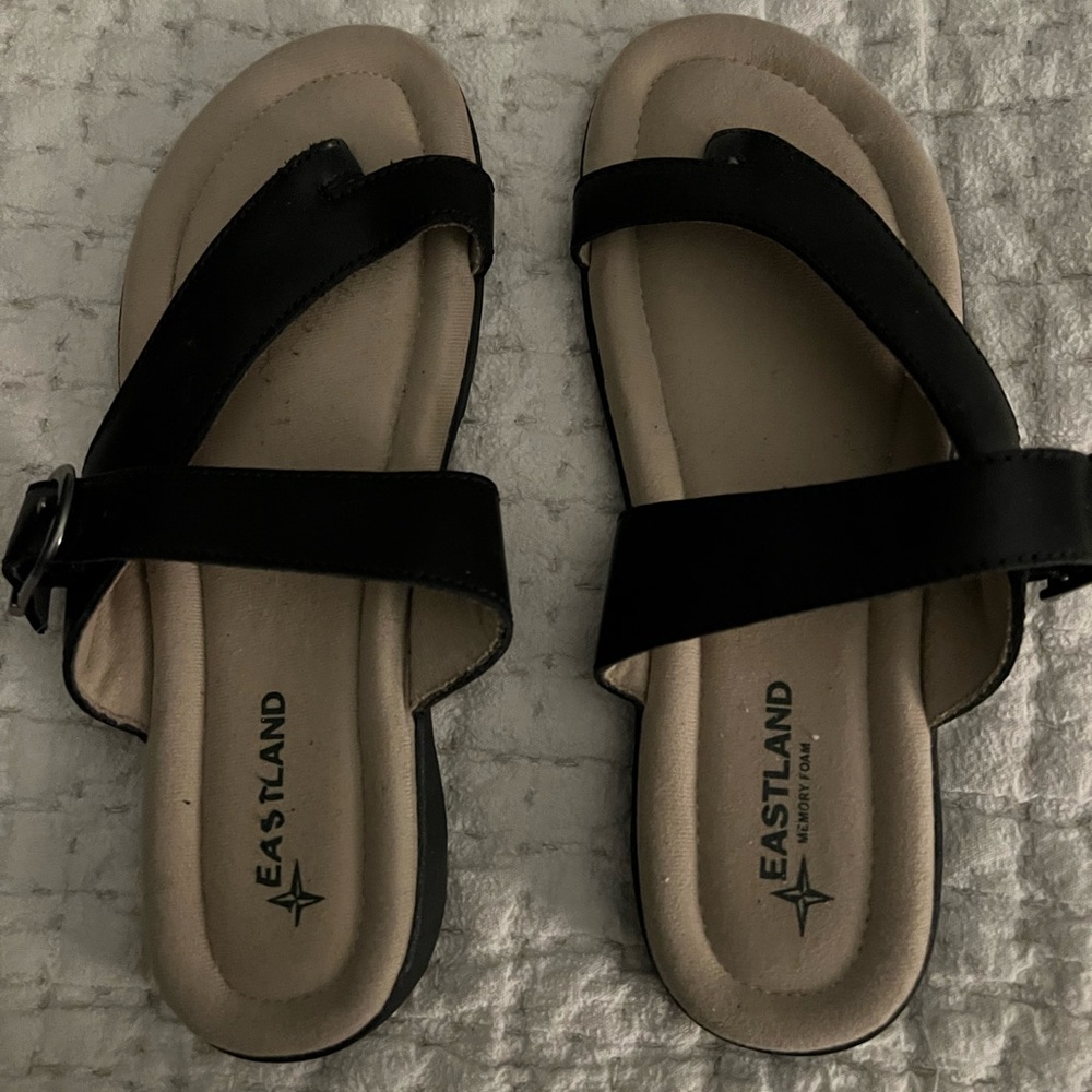 Eastland Black Sandals Size 10W